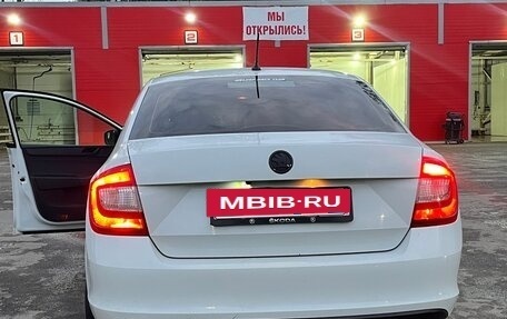 Skoda Rapid I, 2016 год, 700 000 рублей, 4 фотография