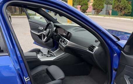 BMW 3 серия, 2021 год, 4 100 000 рублей, 14 фотография
