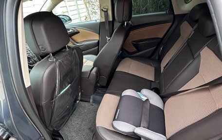 Opel Astra J, 2014 год, 900 000 рублей, 5 фотография