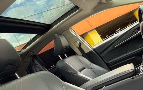 Toyota Camry, 2024 год, 3 950 000 рублей, 5 фотография