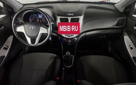 Hyundai Solaris II рестайлинг, 2012 год, 799 000 рублей, 9 фотография