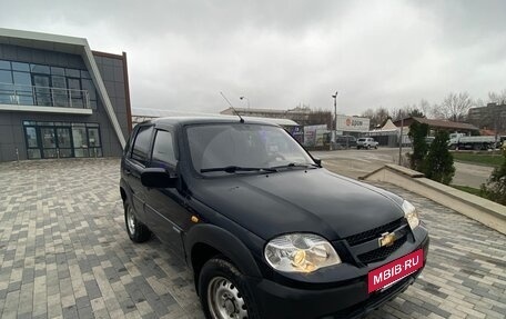 Chevrolet Niva I рестайлинг, 2010 год, 380 000 рублей, 2 фотография