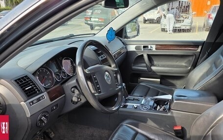 Volkswagen Touareg III, 2005 год, 1 000 000 рублей, 9 фотография