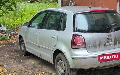 Volkswagen Polo IV рестайлинг, 2007 год, 260 000 рублей, 2 фотография