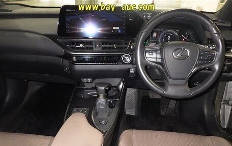 Lexus UX I, 2022 год, 2 670 000 рублей, 5 фотография