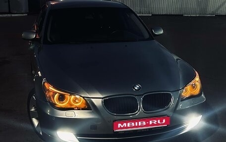 BMW 5 серия, 2003 год, 870 000 рублей, 1 фотография
