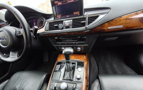 Audi A7, 2010 год, 1 850 000 рублей, 13 фотография