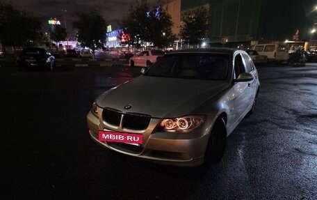 BMW 3 серия, 2005 год, 600 000 рублей, 2 фотография