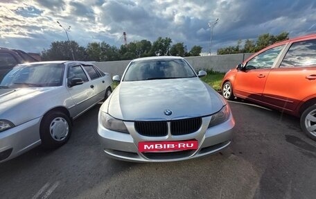 BMW 3 серия, 2005 год, 600 000 рублей, 6 фотография