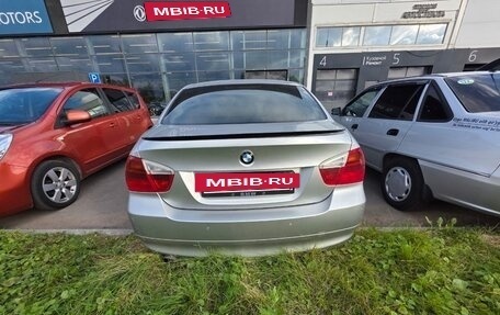 BMW 3 серия, 2005 год, 600 000 рублей, 8 фотография