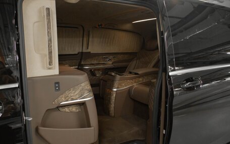 Mercedes-Benz V-Класс, 2025 год, 36 300 000 рублей, 23 фотография
