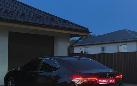 Toyota Camry, 2019 год, 2 500 000 рублей, 3 фотография