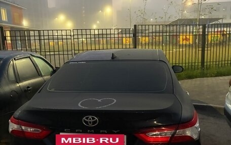 Toyota Camry, 2019 год, 2 500 000 рублей, 12 фотография