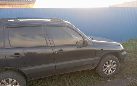 Chevrolet Niva I рестайлинг, 2005 год, 300 000 рублей, 2 фотография