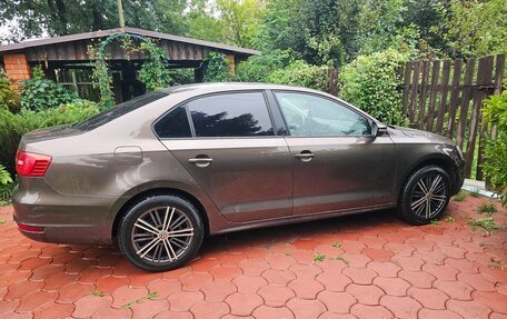 Volkswagen Jetta VI, 2012 год, 730 000 рублей, 1 фотография