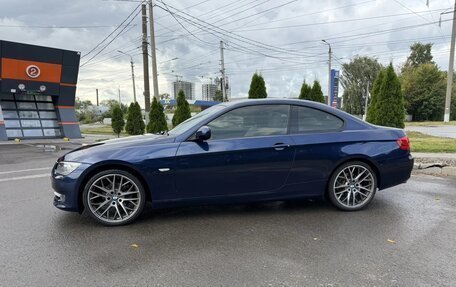 BMW 3 серия, 2011 год, 1 950 000 рублей, 2 фотография