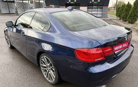 BMW 3 серия, 2011 год, 1 950 000 рублей, 11 фотография