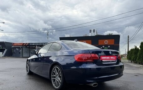 BMW 3 серия, 2011 год, 1 950 000 рублей, 3 фотография