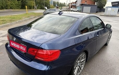 BMW 3 серия, 2011 год, 1 950 000 рублей, 12 фотография