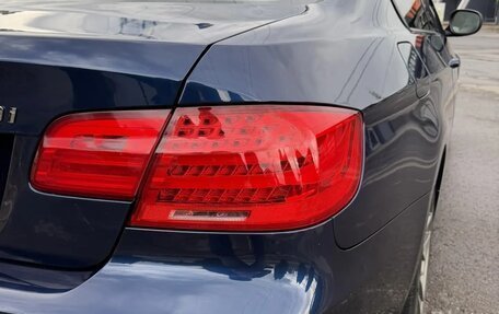 BMW 3 серия, 2011 год, 1 950 000 рублей, 28 фотография