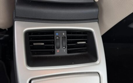 BMW 3 серия, 2011 год, 1 950 000 рублей, 30 фотография