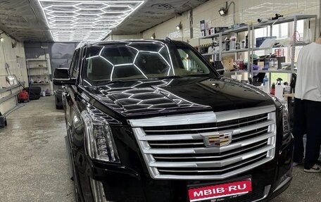 Cadillac Escalade IV, 2016 год, 3 150 000 рублей, 1 фотография