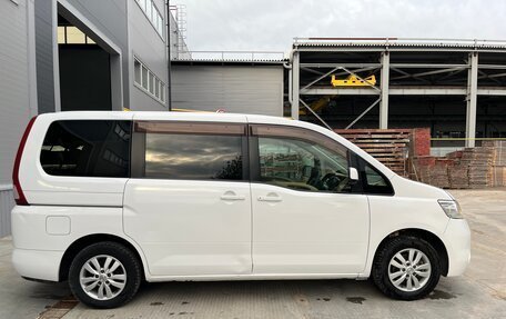 Nissan Serena III, 2007 год, 829 000 рублей, 7 фотография