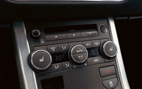 Land Rover Range Rover Evoque I, 2015 год, 1 335 000 рублей, 15 фотография