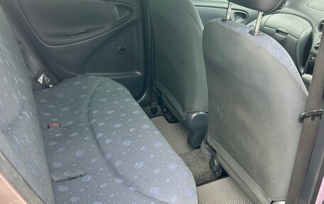 Toyota Vitz, 2001 год, 290 000 рублей, 16 фотография
