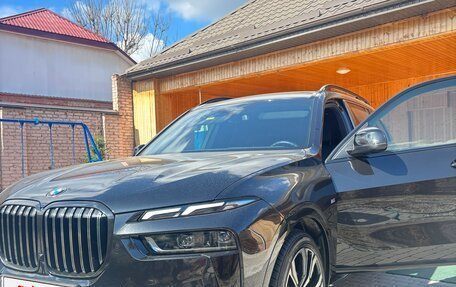 BMW X7, 2022 год, 13 350 000 рублей, 2 фотография