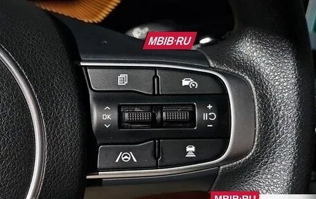 KIA K5, 2023 год, 2 750 000 рублей, 16 фотография