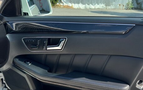 Mercedes-Benz E-Класс, 2011 год, 1 100 000 рублей, 14 фотография
