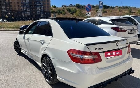 Mercedes-Benz E-Класс, 2011 год, 1 100 000 рублей, 6 фотография