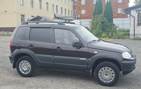 Chevrolet Niva I рестайлинг, 2011 год, 435 000 рублей, 5 фотография