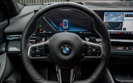 BMW 5 серия, 2025 год, 7 300 000 рублей, 10 фотография