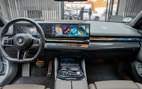 BMW 5 серия, 2025 год, 7 300 000 рублей, 12 фотография