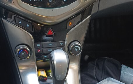 Chevrolet Cruze II, 2014 год, 920 000 рублей, 2 фотография