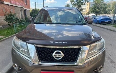 Nissan Pathfinder, 2014 год, 1 600 000 рублей, 1 фотография