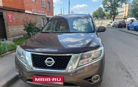 Nissan Pathfinder, 2014 год, 1 600 000 рублей, 8 фотография