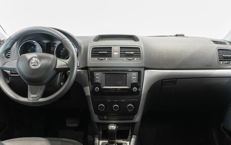 Skoda Yeti I рестайлинг, 2015 год, 1 473 400 рублей, 6 фотография
