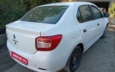 Renault Logan II, 2015 год, 265 000 рублей, 3 фотография