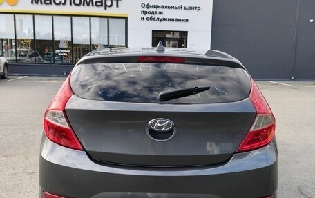Hyundai Solaris II рестайлинг, 2011 год, 500 000 рублей, 6 фотография