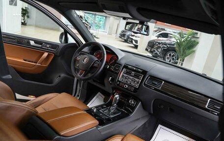 Volkswagen Touareg III, 2013 год, 1 950 000 рублей, 5 фотография