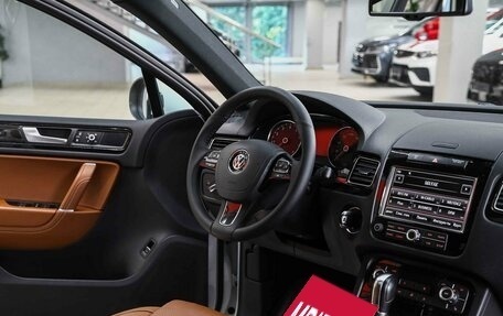 Volkswagen Touareg III, 2013 год, 1 950 000 рублей, 11 фотография