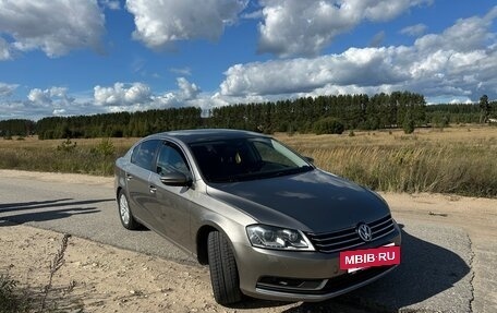 Volkswagen Passat B7, 2013 год, 950 000 рублей, 12 фотография