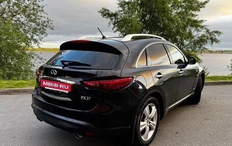 Infiniti FX II, 2011 год, 1 990 000 рублей, 8 фотография