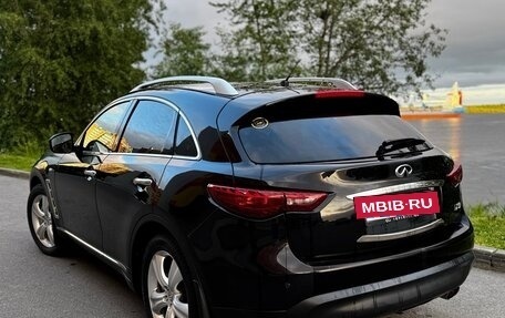 Infiniti FX II, 2011 год, 1 990 000 рублей, 6 фотография