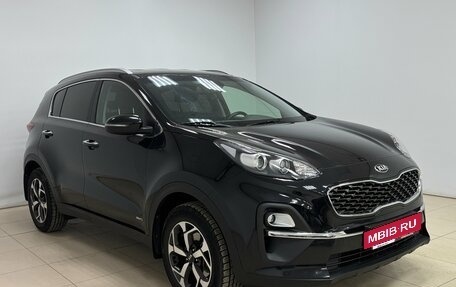 KIA Sportage IV рестайлинг, 2020 год, 2 500 000 рублей, 3 фотография