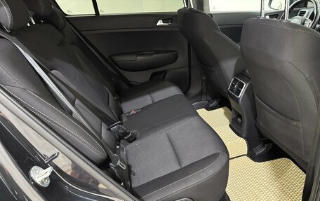 KIA Sportage IV рестайлинг, 2020 год, 2 500 000 рублей, 18 фотография