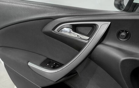 Opel Astra J, 2014 год, 1 100 000 рублей, 16 фотография